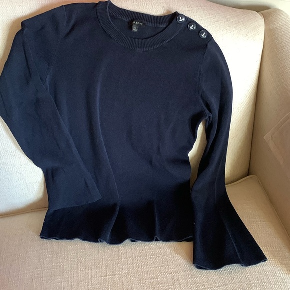 Talbots woman’s navy top size medium - Picture 3 of 8